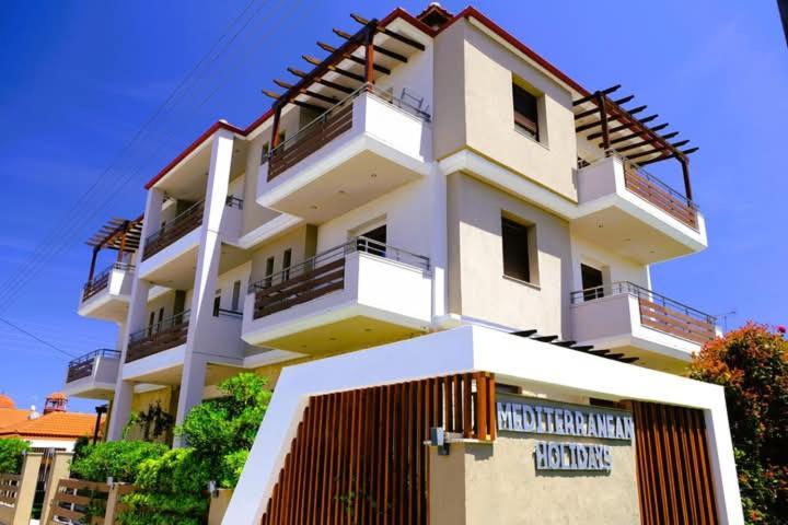 Mediterranean Holidays Ierissos Bagian luar foto